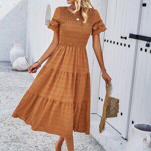 Solid color hollow dress